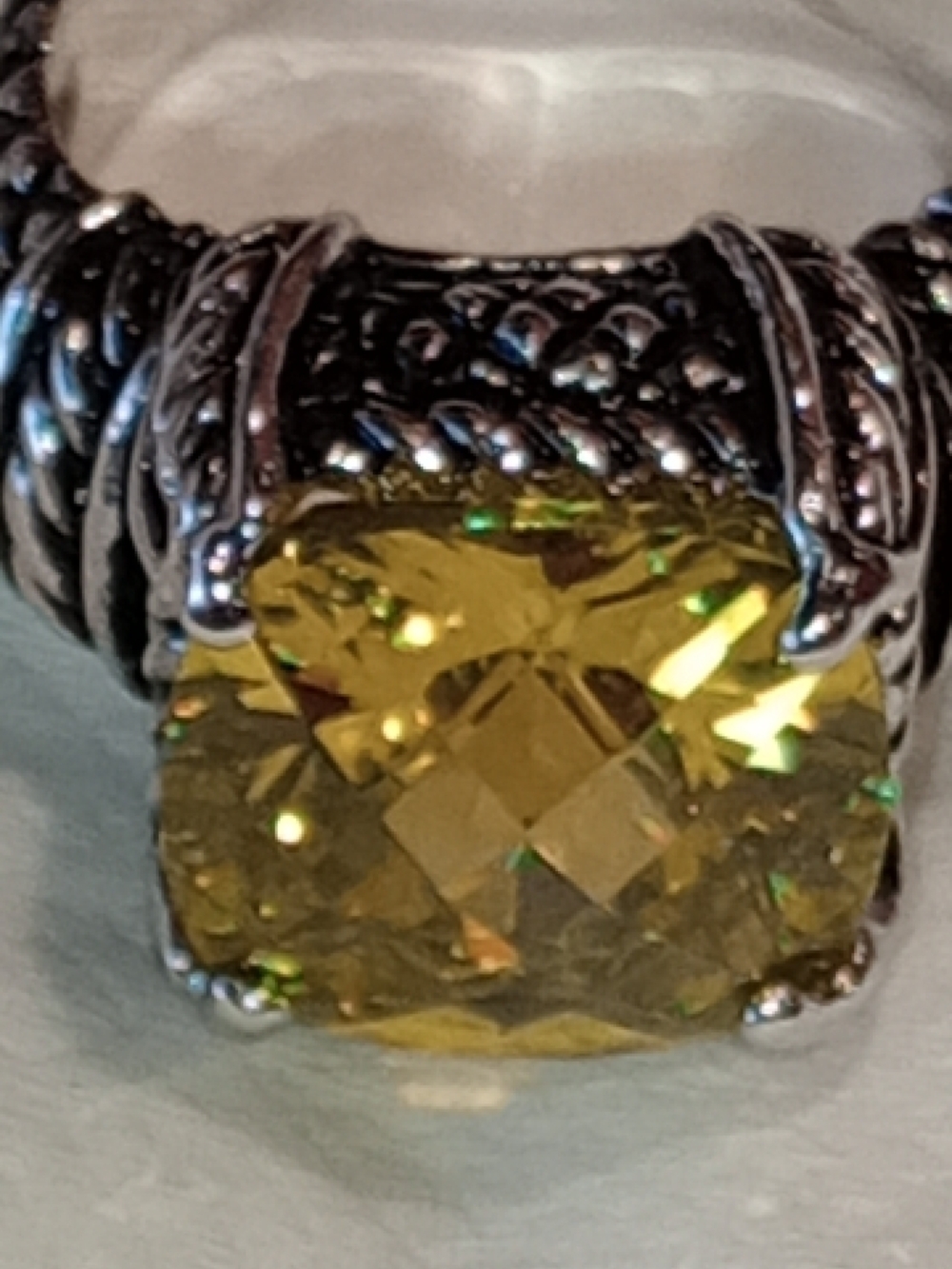 Ring Yellow/Green Cushion-Cut Gemstone Ring With PD Hallmark - Picture 10 of 15
